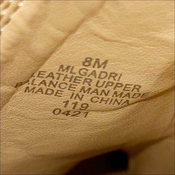 Marc Fisher Gadri Larice Tan Suede Leather Block Heeled Bootie Sz: 8M or 9M NWOB - Picture 14 of 14